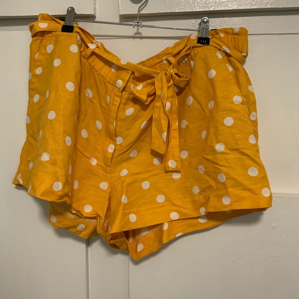 LOFT Yellow Polka dot shorts